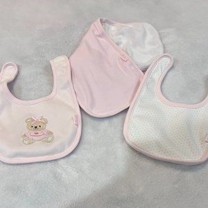 NEW 2 Pack of Little Me Bibs with Burp Cloth - NWOT